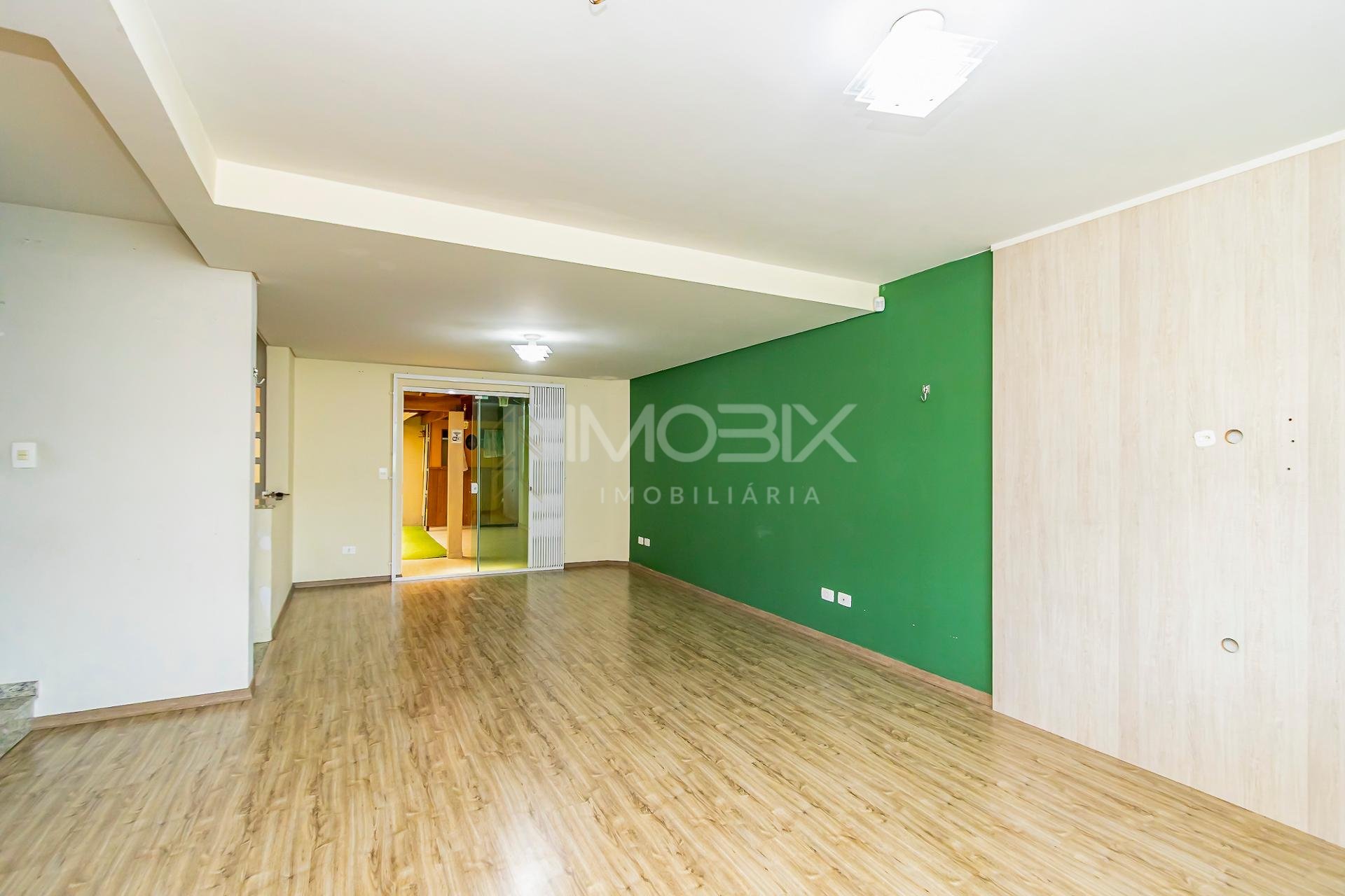 Cajuru Sobrado 3 Dorms, Suíte c  Hidro, Ático, Perto de Tudo