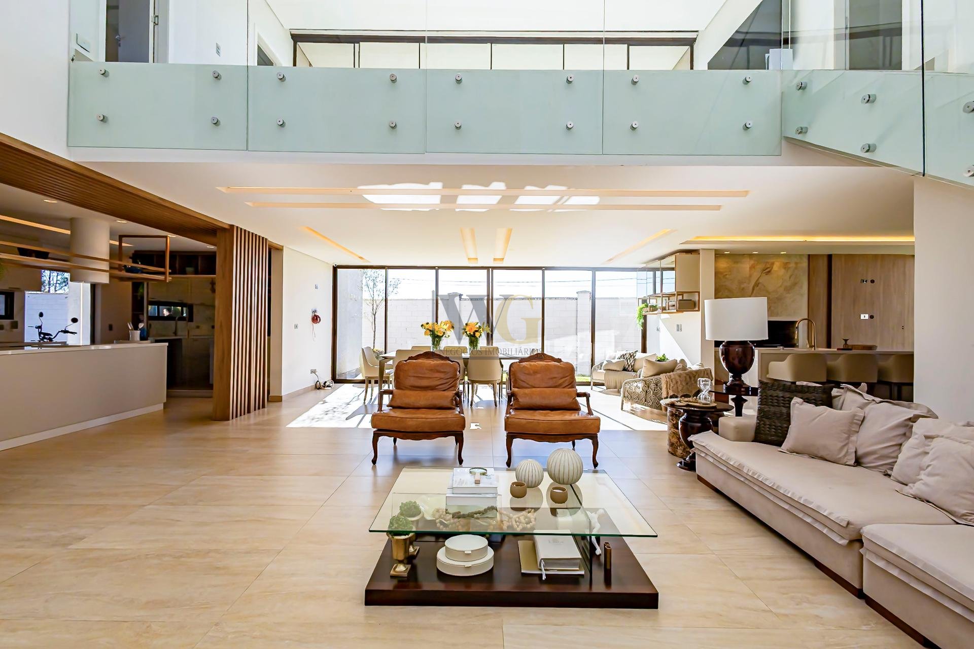 Linda Casa Vista Parque no Alphaville Graciosa, PINHAIS - PR