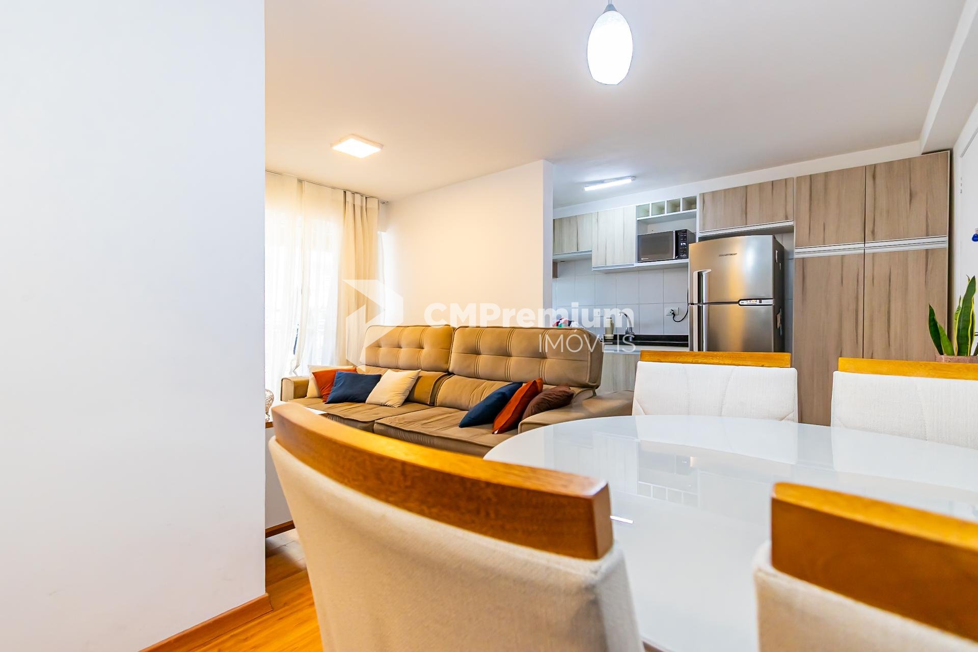 Apartamento com 2 dormitórios,  Condomínio Grand Chateau, Pinh...