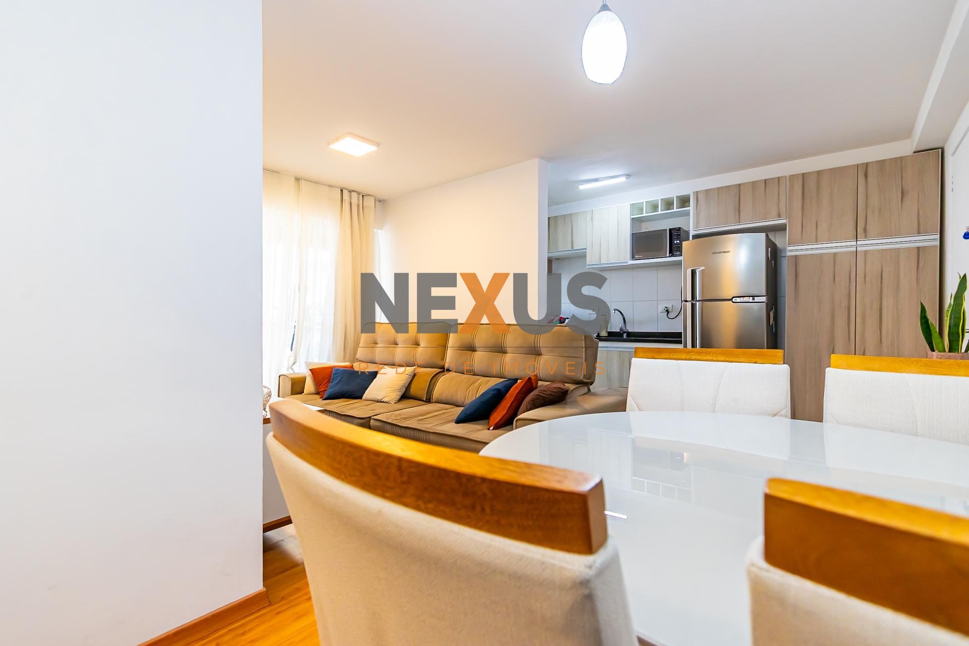 Apartamento com 2 dormitórios, Condomínio Grand Chateau, Pinh...