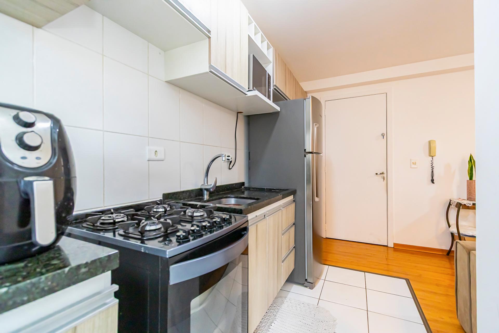 Apartamento com 2 dormitórios,  Condomínio Grand Chateau, Pinh...