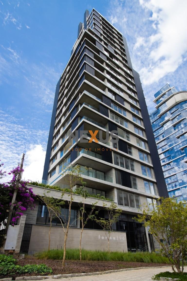 EXCELENTE apartamento 3 suites, 4 vagas no JUVEVE, 265m priva...