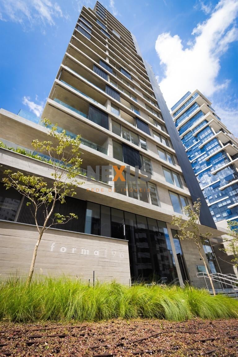 EXCELENTE apartamento 3 suites, 4 vagas no JUVEVE, 265m priva...