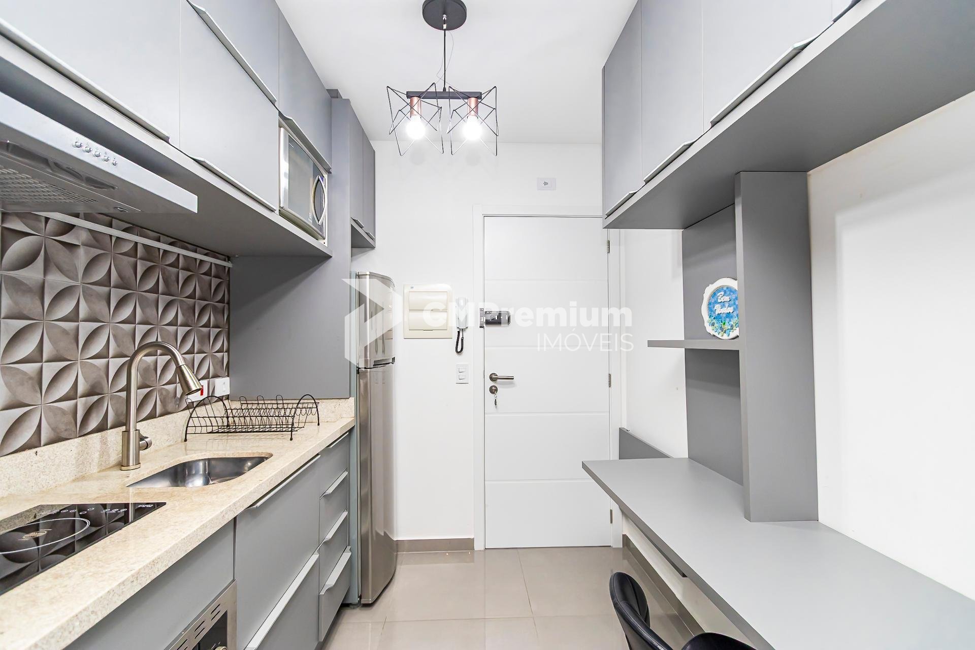 Studio Log  no Centro de Curitiba| Lazer Completo  Piscina, Ac...