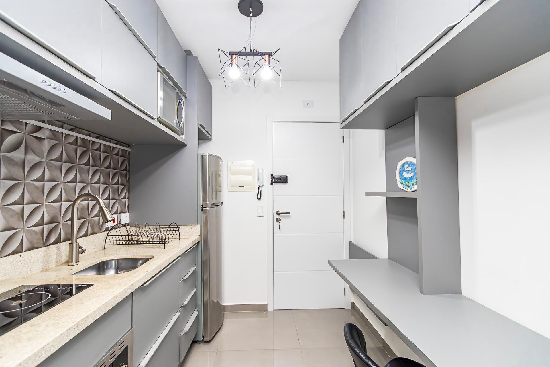 Studio Log  no Centro de Curitiba| Lazer Completo  Piscina, Ac...