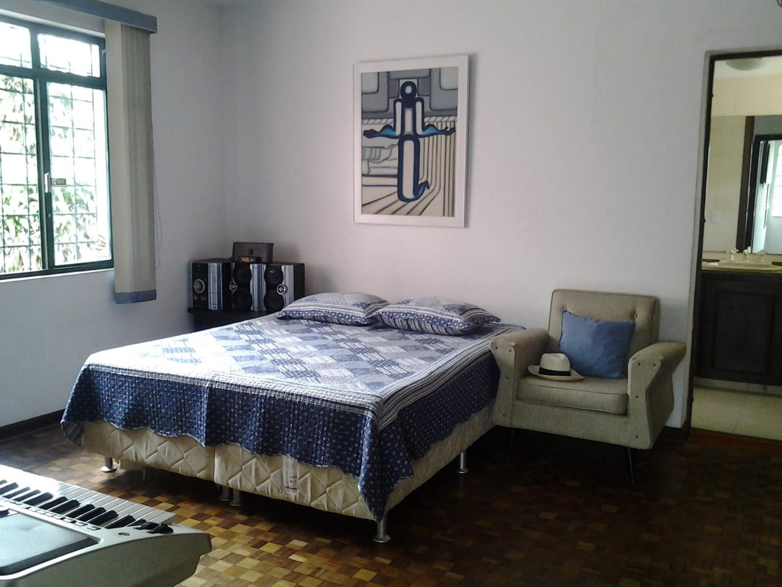 Casa para Locação 4 quartos 4 vagas Hugo Lange, CURITIBA - PR