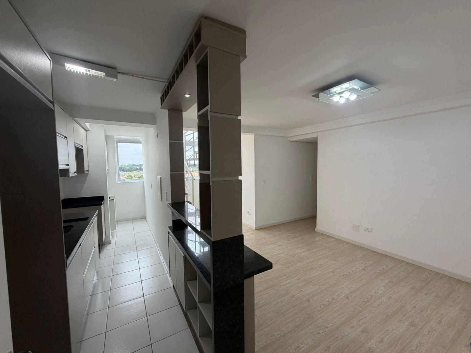 Casa ? venda 4 dorm, 4 vagas e piscina no Alphaville Graciosa,...