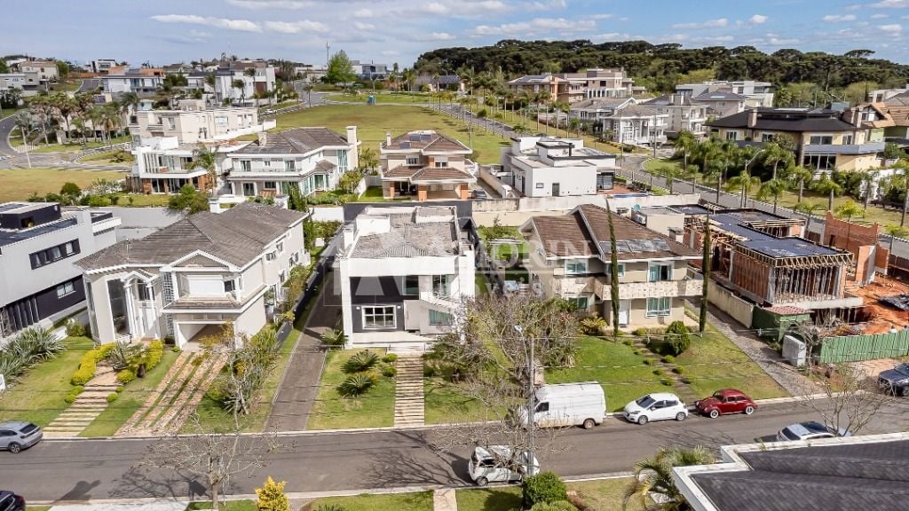 Casa com 4 dormitórios à venda, 440 m  por R  3.500.000,00 - A...