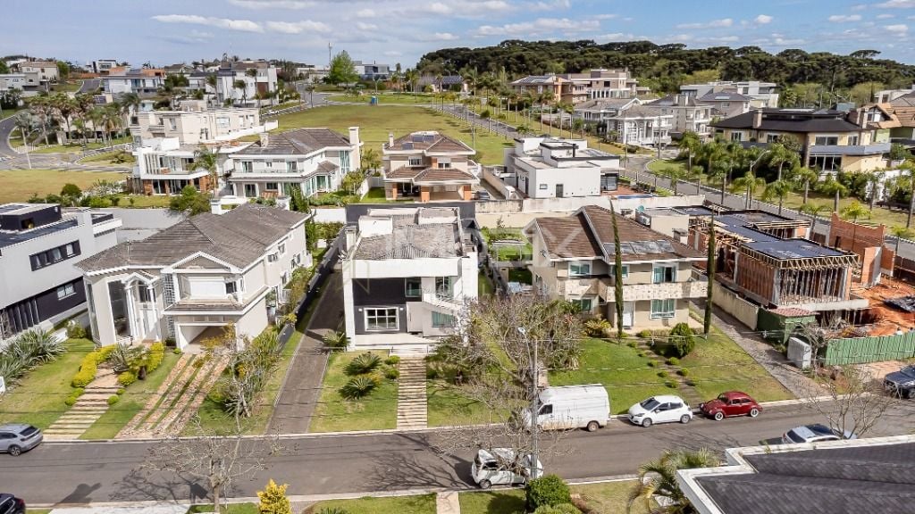 Casa com 4 dormitórios à venda, 440 m  por R  3.500.000,00 - A...