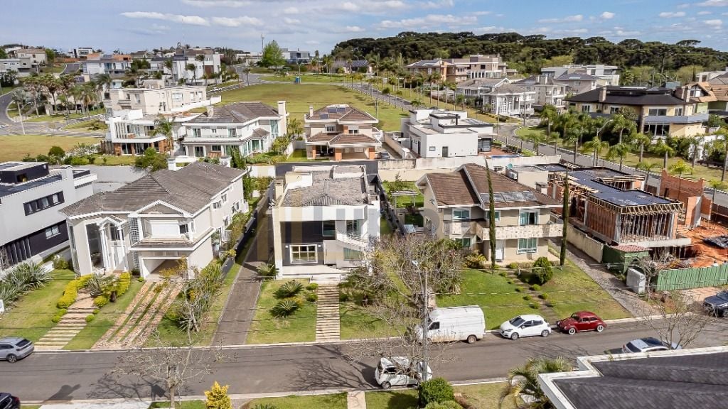 Casa com 4 dormitórios à venda, 440 m  por R  3.500.000,00 - A...