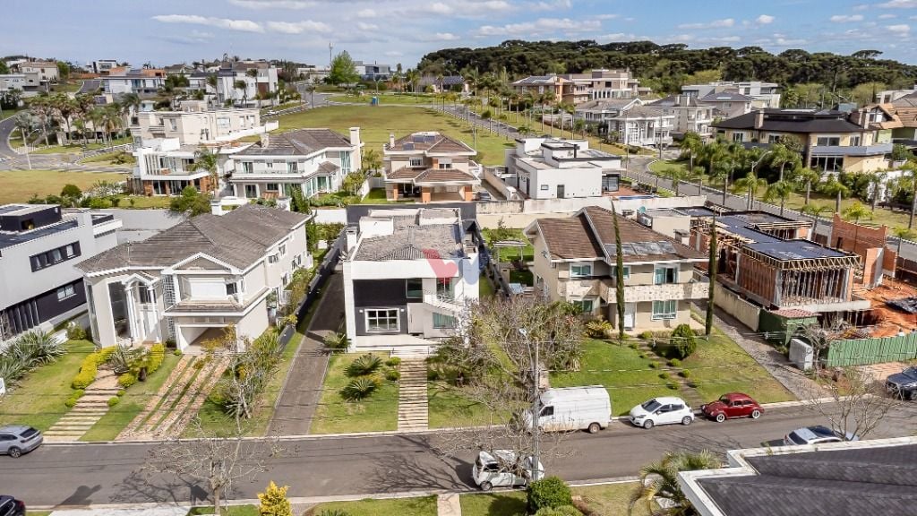 Casa com 4 dormitórios à venda, 440 m  por R  3.500.000,00 - A...