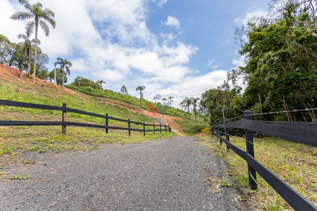 Chácara com 1 dormitório à venda, 20000 m  por R  549.000,00 -...