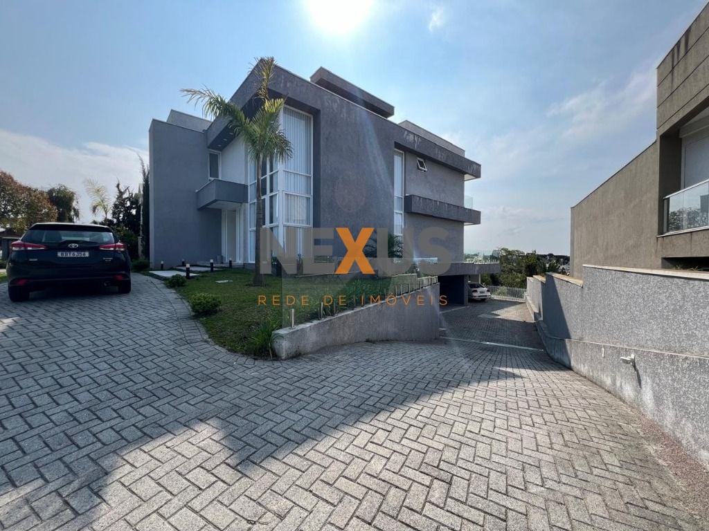 Casa com 4 suítes à venda no Alphaville Graciosa - Pinhais PR