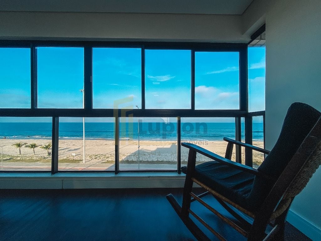 Cobertura com 3 dormitórios à venda, 208 m  por R  1.620.000,0...