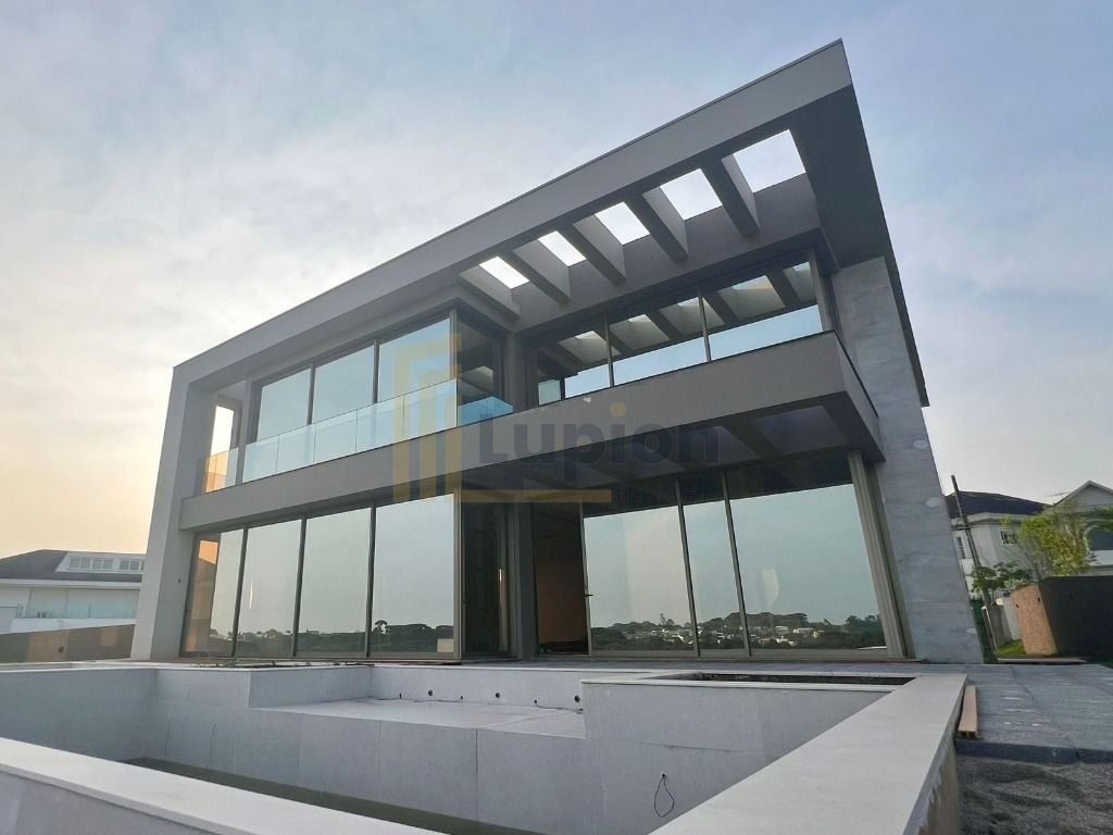 Casa com 4 dormitórios à venda, 590 m  por R  8.500.000,00 - A...