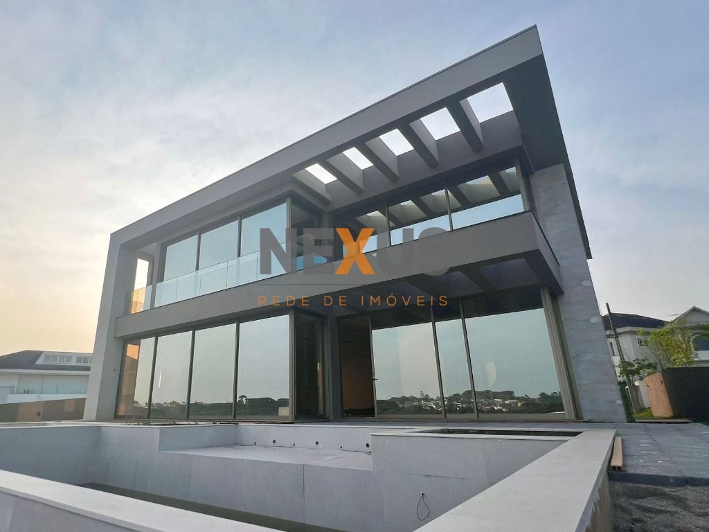 Casa com 4 dormitórios à venda, 590 m  por R  8.500.000,00 - A...