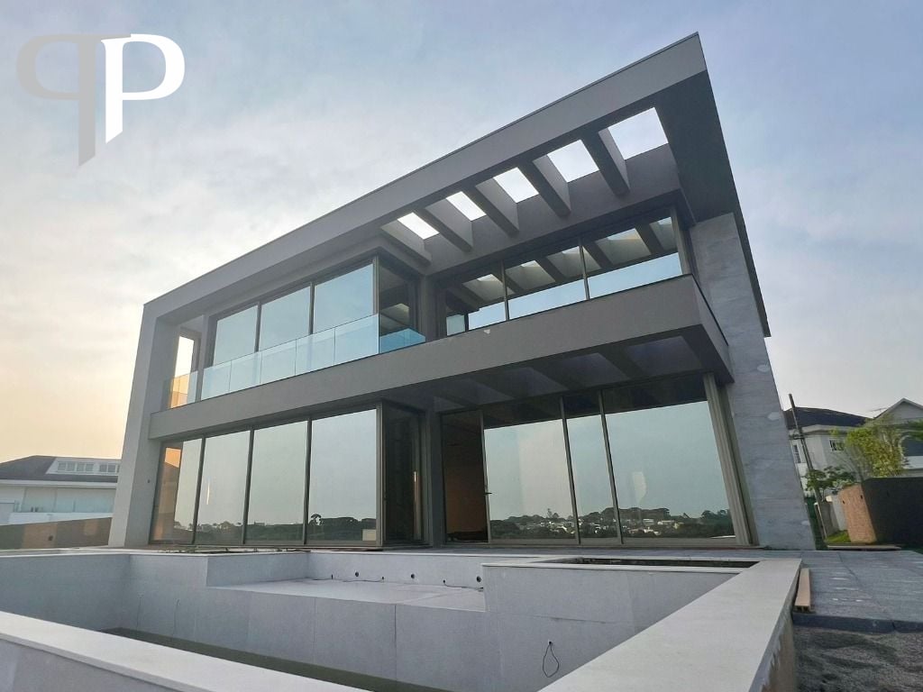 Casa com 4 dormitórios à venda, 590 m  por R  8.500.000,00 - A...