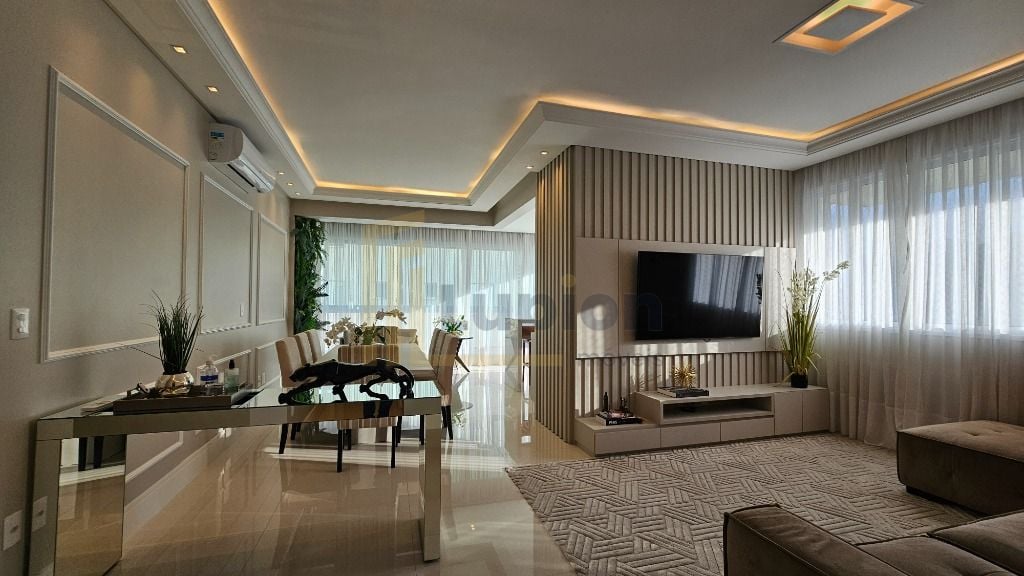 Apartamento com 3 dormitórios à venda, 149 m  por R  2.350.000...