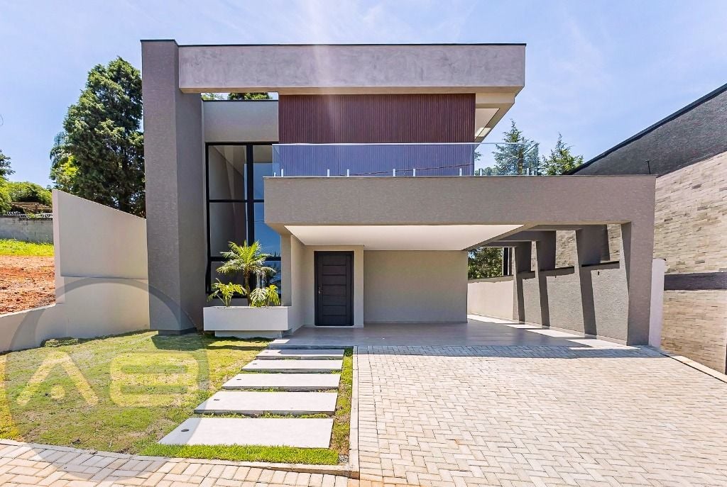 Linda casa no melhor condomínio de Campo Largo 4 dormitórios, ...