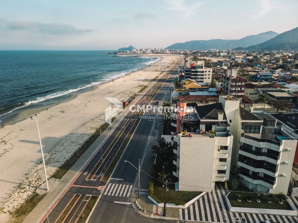 Cobertura com 3 dormitórios à venda, 208 m  por R  1.620.000,0...