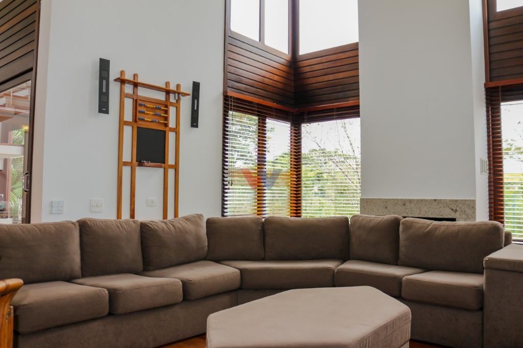 Casa com 4 dormitórios à venda, 420 m  por R  5.501.000,00 - A...