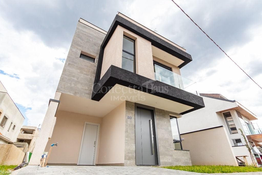Casa com 3 suites , 204 m  por R  1.290.000,00 - Santa Cândida...