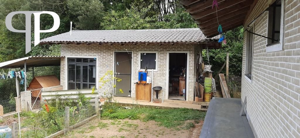 Chácara com 4 dormitórios à venda, 33000 m² por R$ 1.490.000,0...