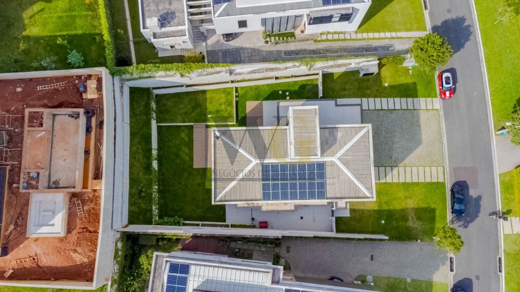 Casa com 4 dormitórios à venda, 370 m  por R  3.990.000,00 - A...