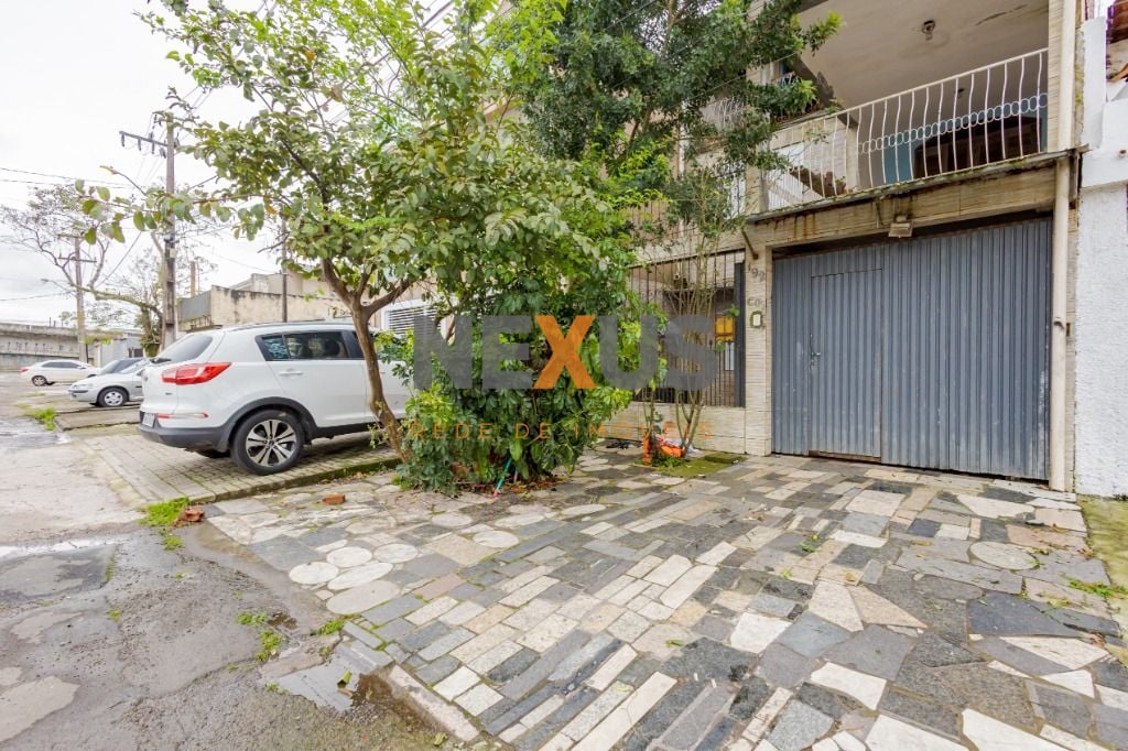 Sobrado com 3 dormitórios à venda, 96 m² por R$ 385.000,00 - B...