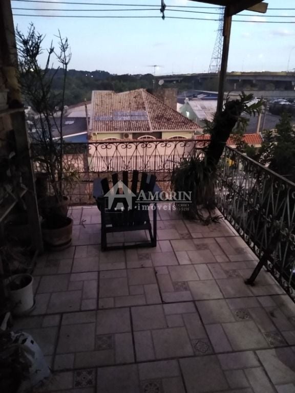 Sobrado com 3 dormitórios à venda, 96 m² por R$ 385.000,00 - B...