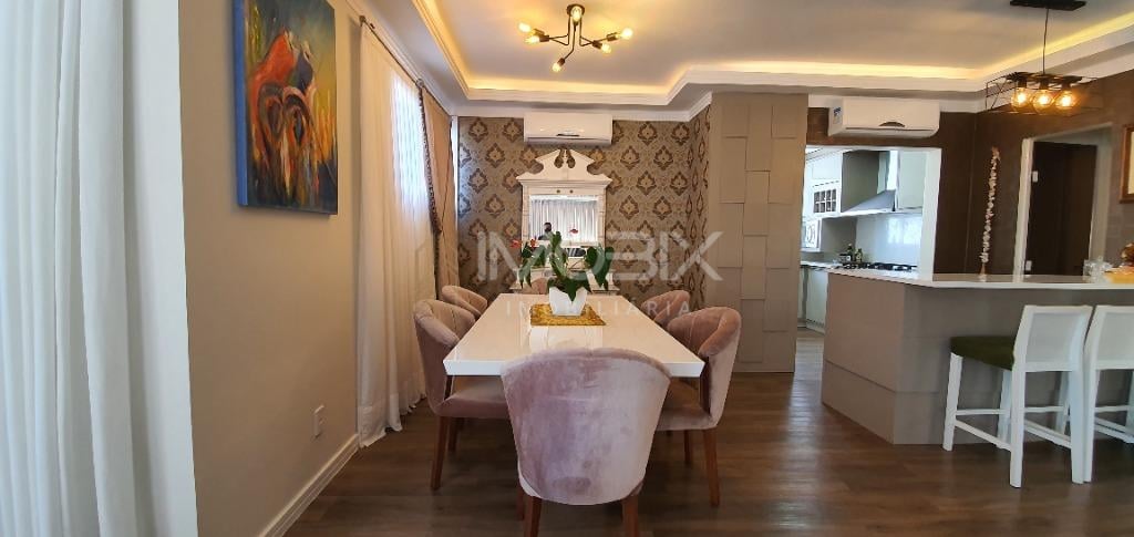 Cobertura com 4 dormitórios à venda, 285.00 m , meia praia, IT...