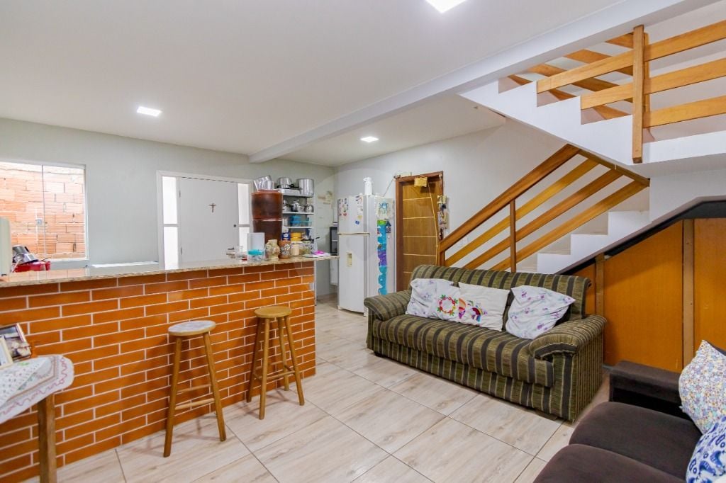 Sobrado com 3 dormitórios à venda, 140 m  por R  355.000,00 - Jardim Monte Líbano - Piraquara PR