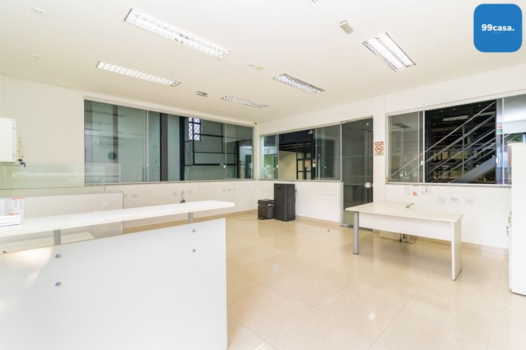 Prédio, barrcão à venda, com 530 m2 costruídos com 2 terrenos,...