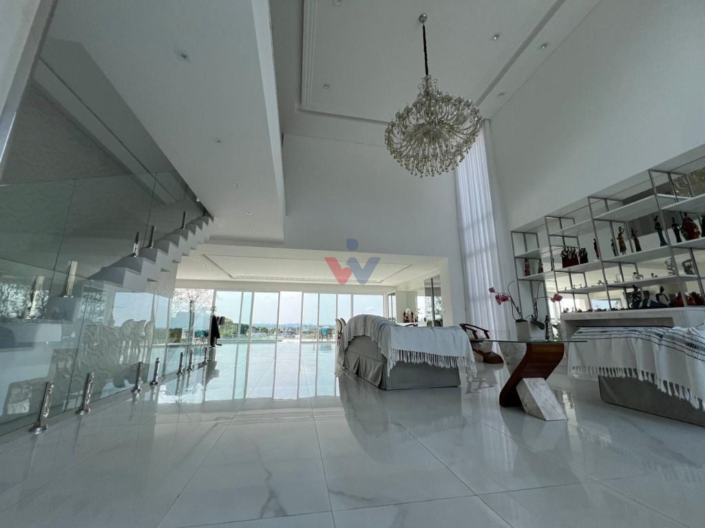 Casa com 4 suítes à venda no Alphaville Graciosa - Pinhais PR
