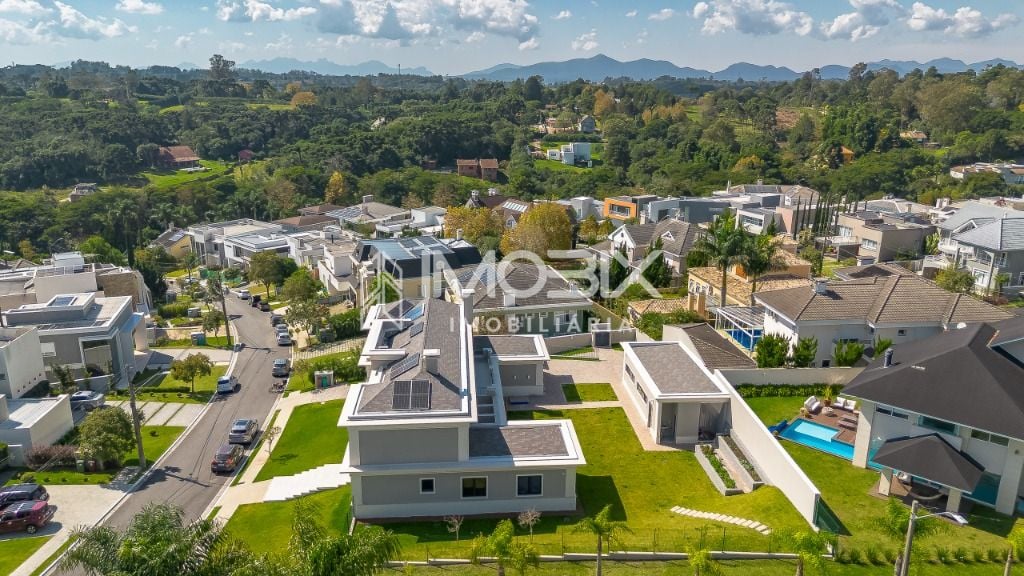 Casa com 4 dormitórios à venda, 596 m  por R  9.500.000,00 - A...