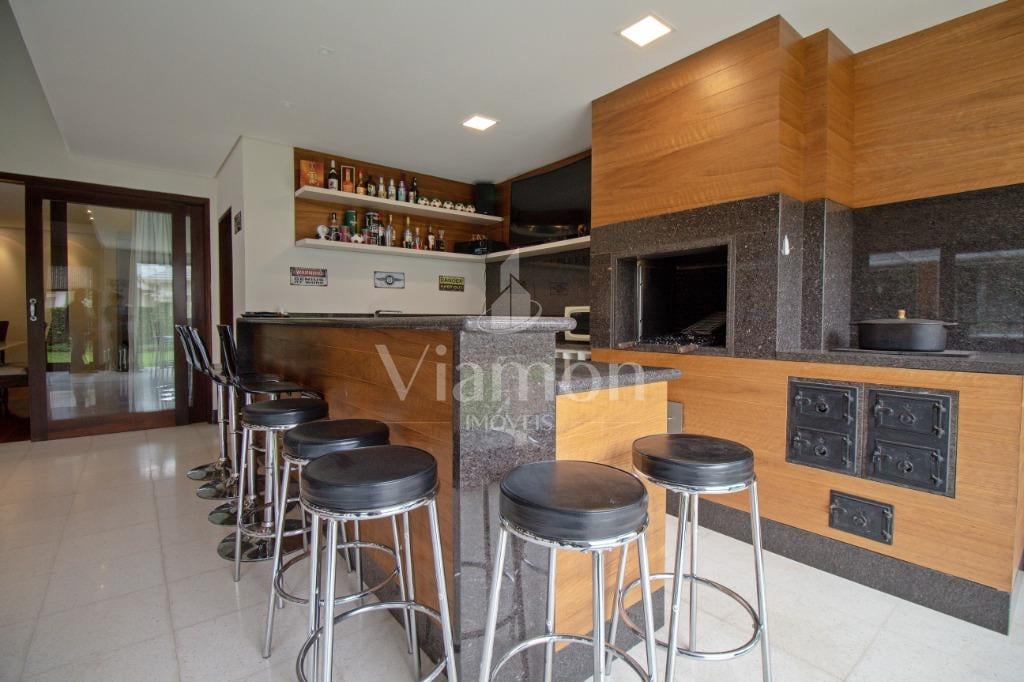 Casa com 4 dormitórios à venda, 427 m  por R  3.350.000,00 - A...