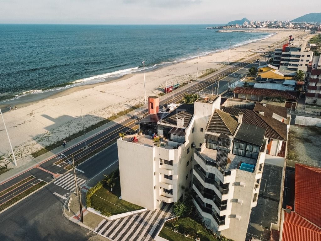 Cobertura com 3 dormitórios à venda, 208 m  por R  1.620.000,0...