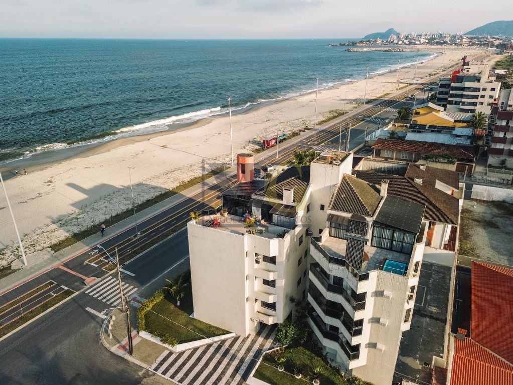 Cobertura com 3 dormitórios à venda, 208 m  por R  1.620.000,0...