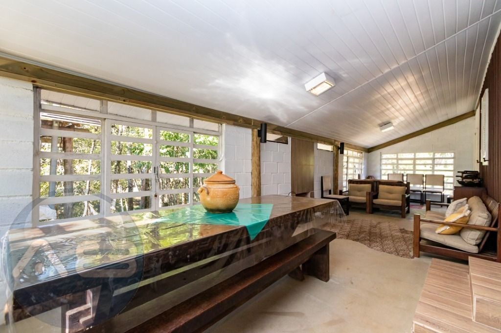 Chácara com 4 dormitórios à venda, 50000 m² por R$ 1.499.000,0...