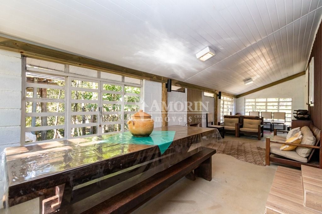 Chácara com 4 dormitórios à venda, 50000 m² por R$ 1.499.000,0...