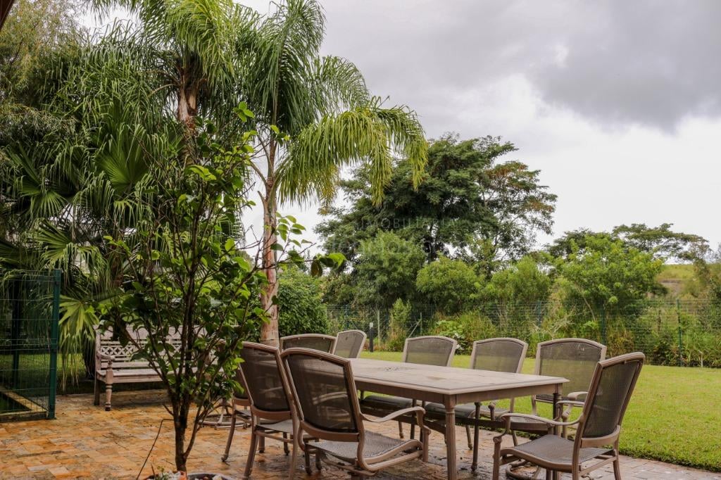Casa com 4 dormitórios à venda, 420 m  por R  5.501.000,00 - A...