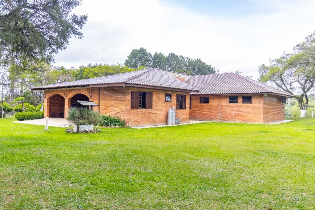 Chácara com 4 dormitórios à venda, 50496 m  por R  5.250.000,0...