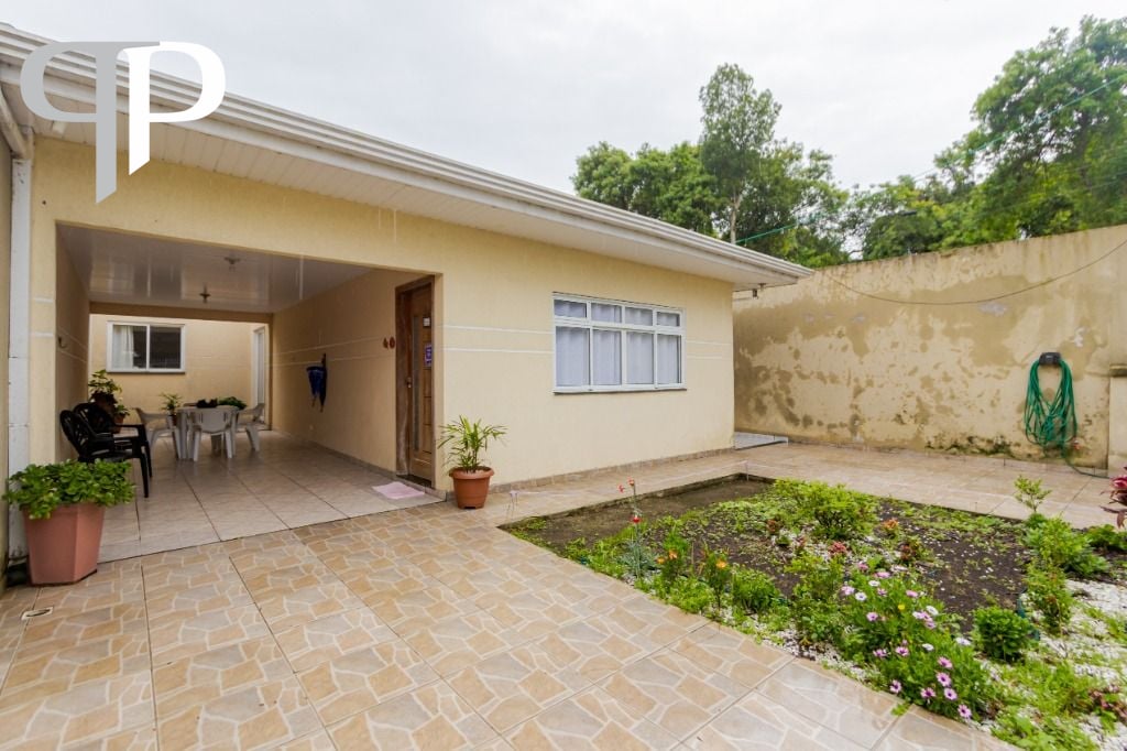 Casa com 4 dormitórios à venda, 216 m² por R$ 1.185.000,00 - B...