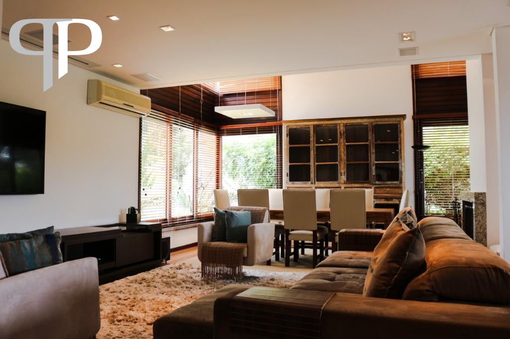Casa com 4 dormitórios à venda, 420 m  por R  5.501.000,00 - A...