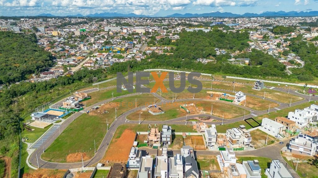 Terreno à venda, 128 m  por R  265.000,00 - Santa Cândida - Cu...