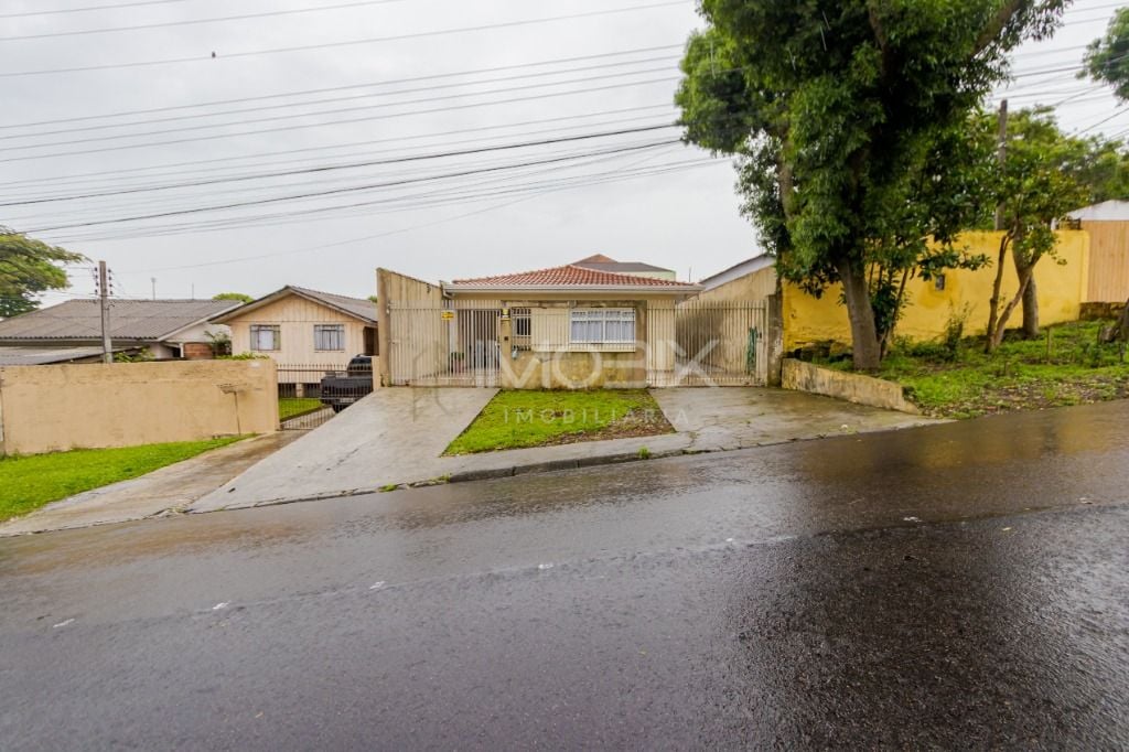 Casa com 4 dormitórios à venda, 216 m² por R$ 1.185.000,00 - B...