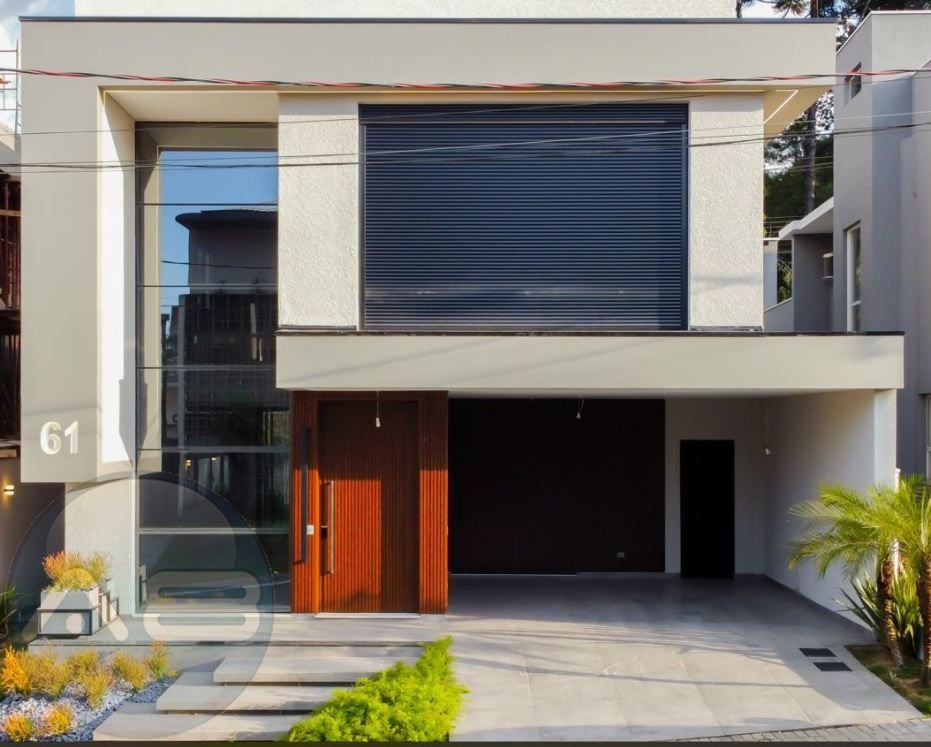Casa com 3 dormitórios à venda, 307 m² por R$ 3.280.000,00 - S...