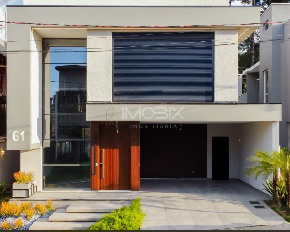 Casa com 3 dormitórios à venda, 307 m² por R$ 3.280.000,00 - S...