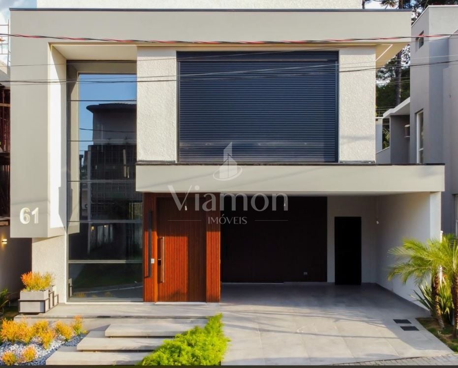 Casa com 3 dormitórios à venda, 307 m² por R$ 3.280.000,00 - S...