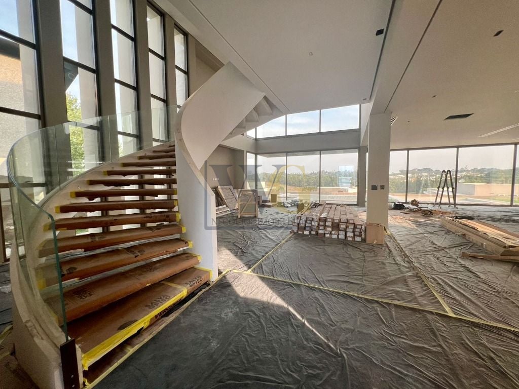 Casa com 4 dormitórios à venda, 590 m  por R  8.500.000,00 - A...